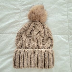 Tan, Pom Beanie